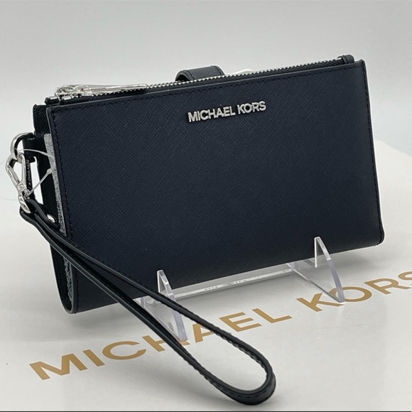 Michael Kors Handbags - Michael Kors Large Double Zip Wallet Wristlet